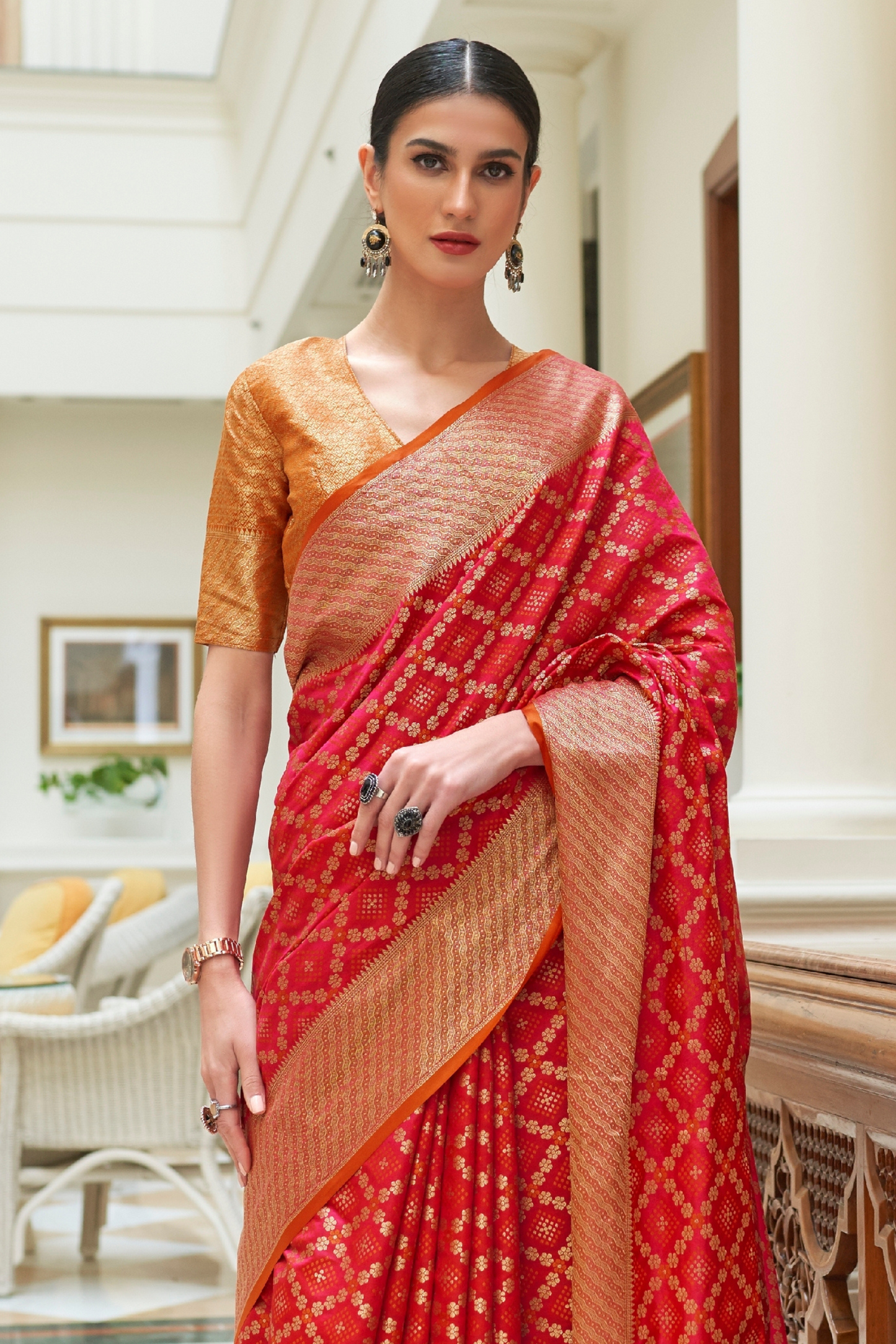 Crimson Red Exquisite Patola Silk Saree with Handloom Weaving