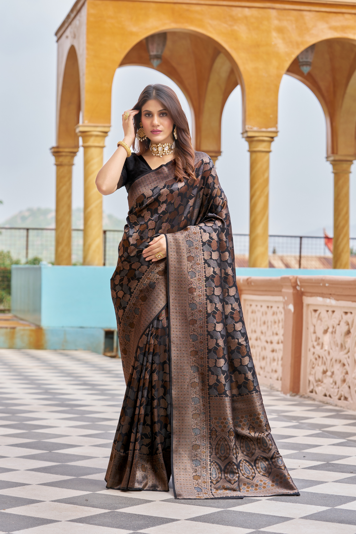 Black Designer Banarasi Ethnic Soft Silk Saree with Zari Work