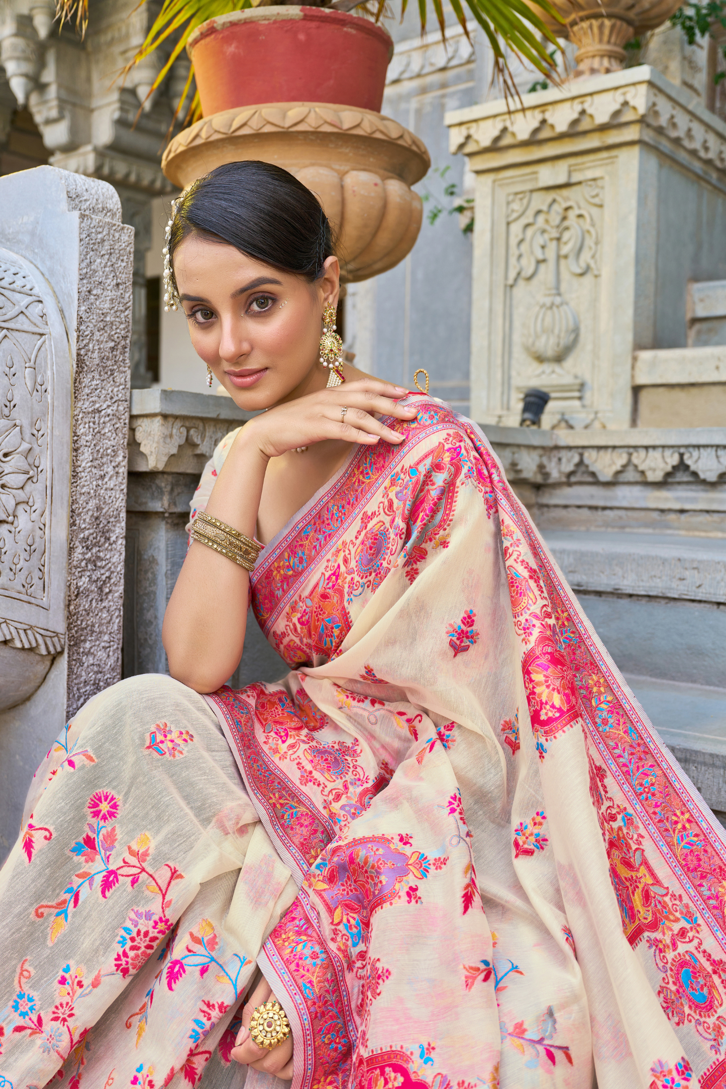 Beige Pink Cotton Pashmina Silk Saree with Floral Design