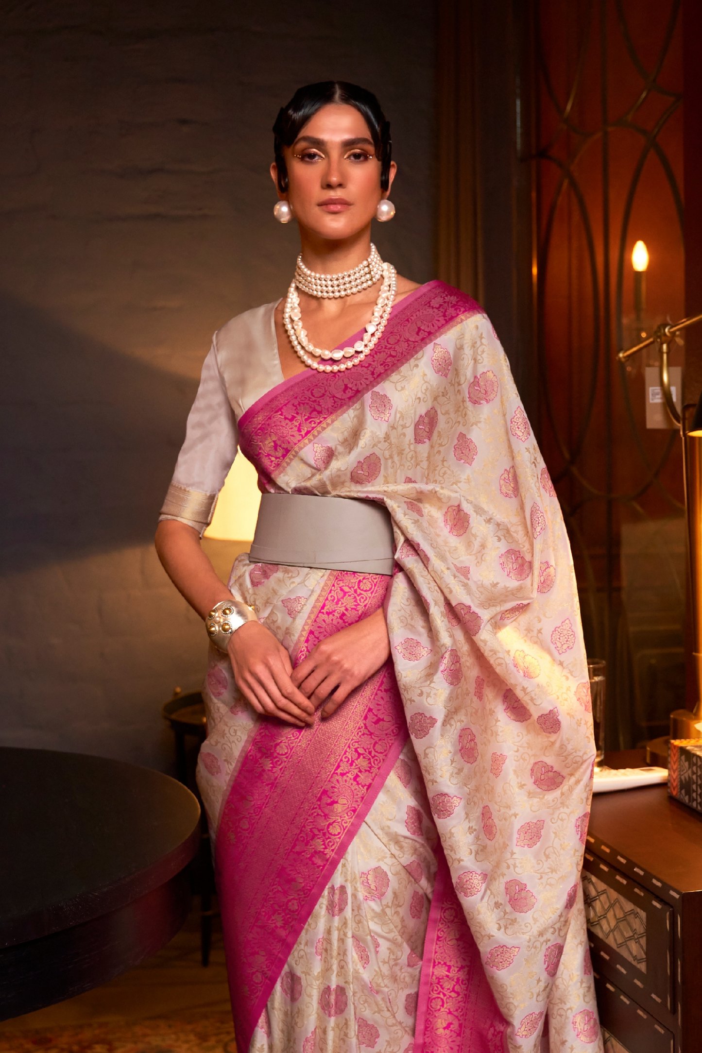 Baby Pink Pure Banarasi Katan Silk Saree with Handloom Weaving