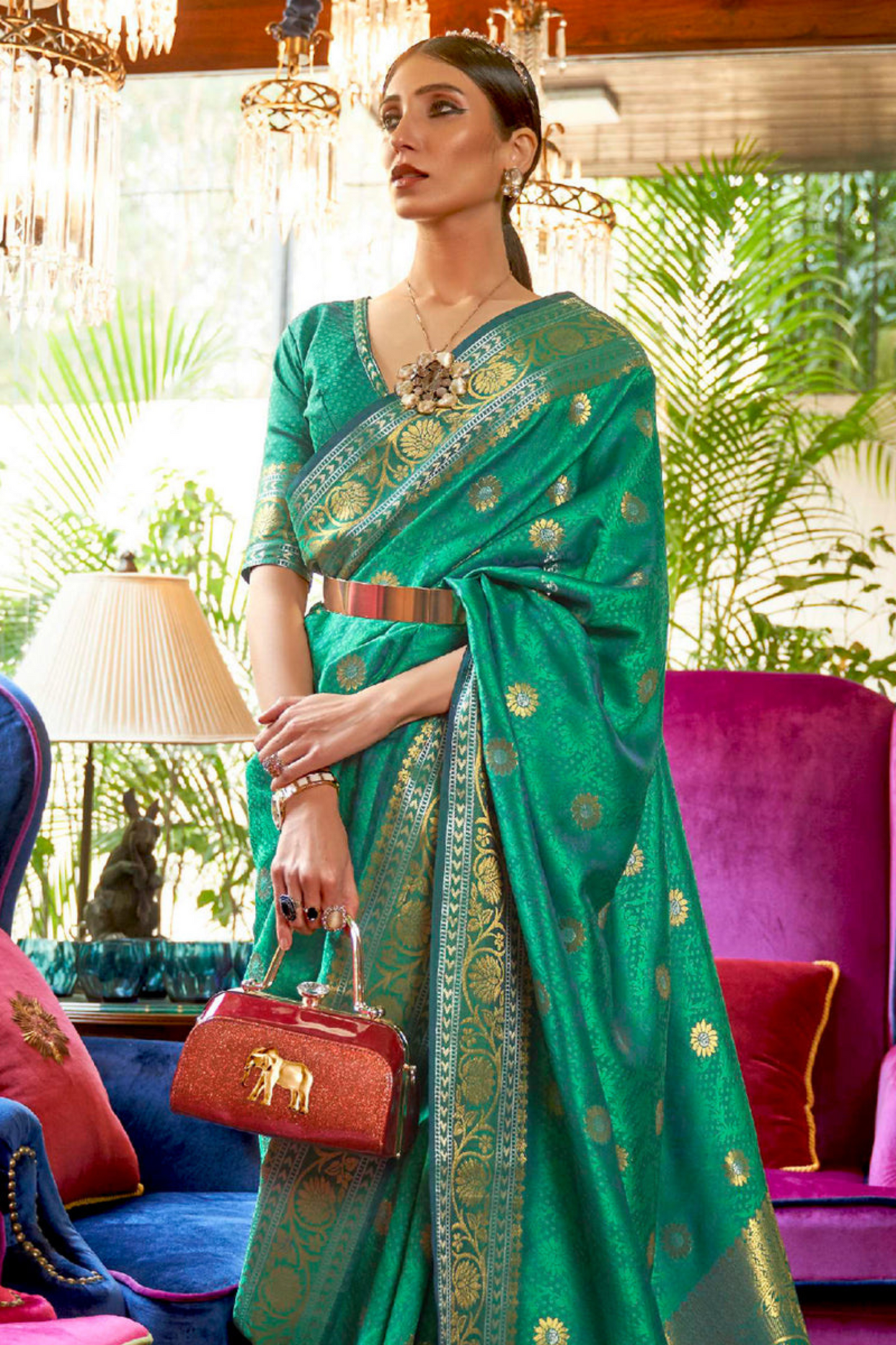 Green & Gold- Pure Banarasi Silk Saree with Handloom Weaving