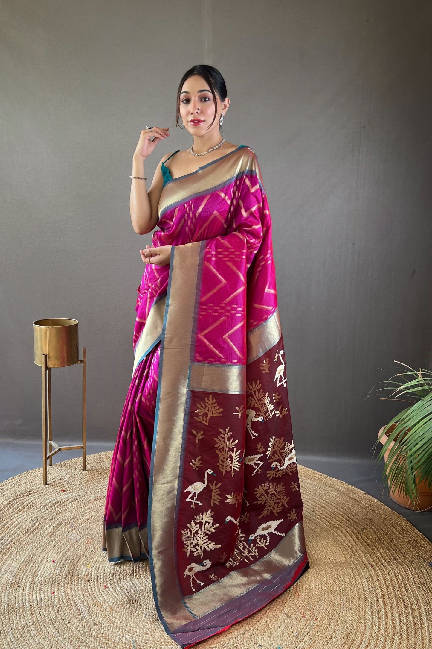 Fuchsia Zig Zag Zari Soft Silk Saree