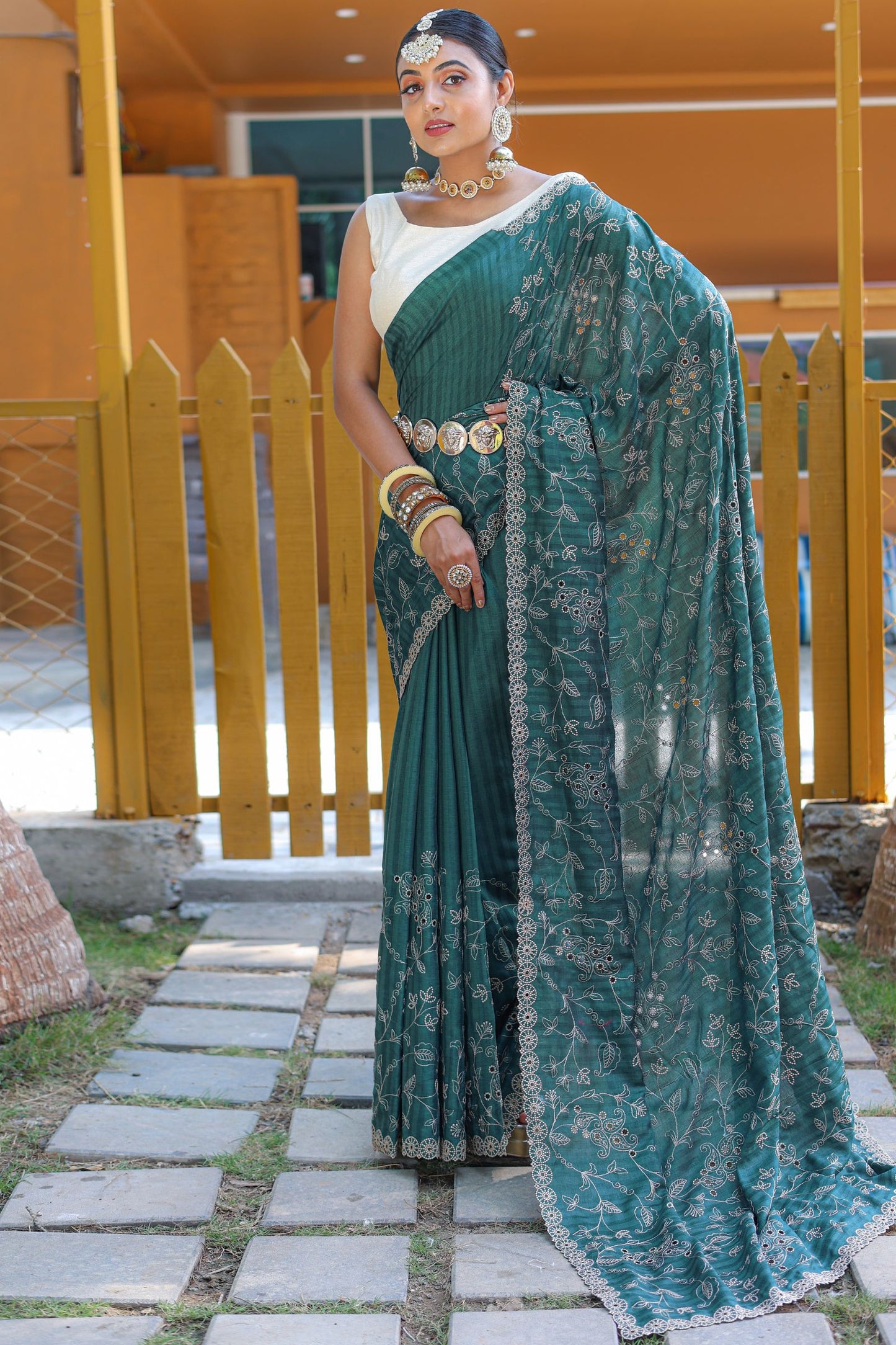 Dark Green Threadwork Soft Silk Saree with Cutwork Border