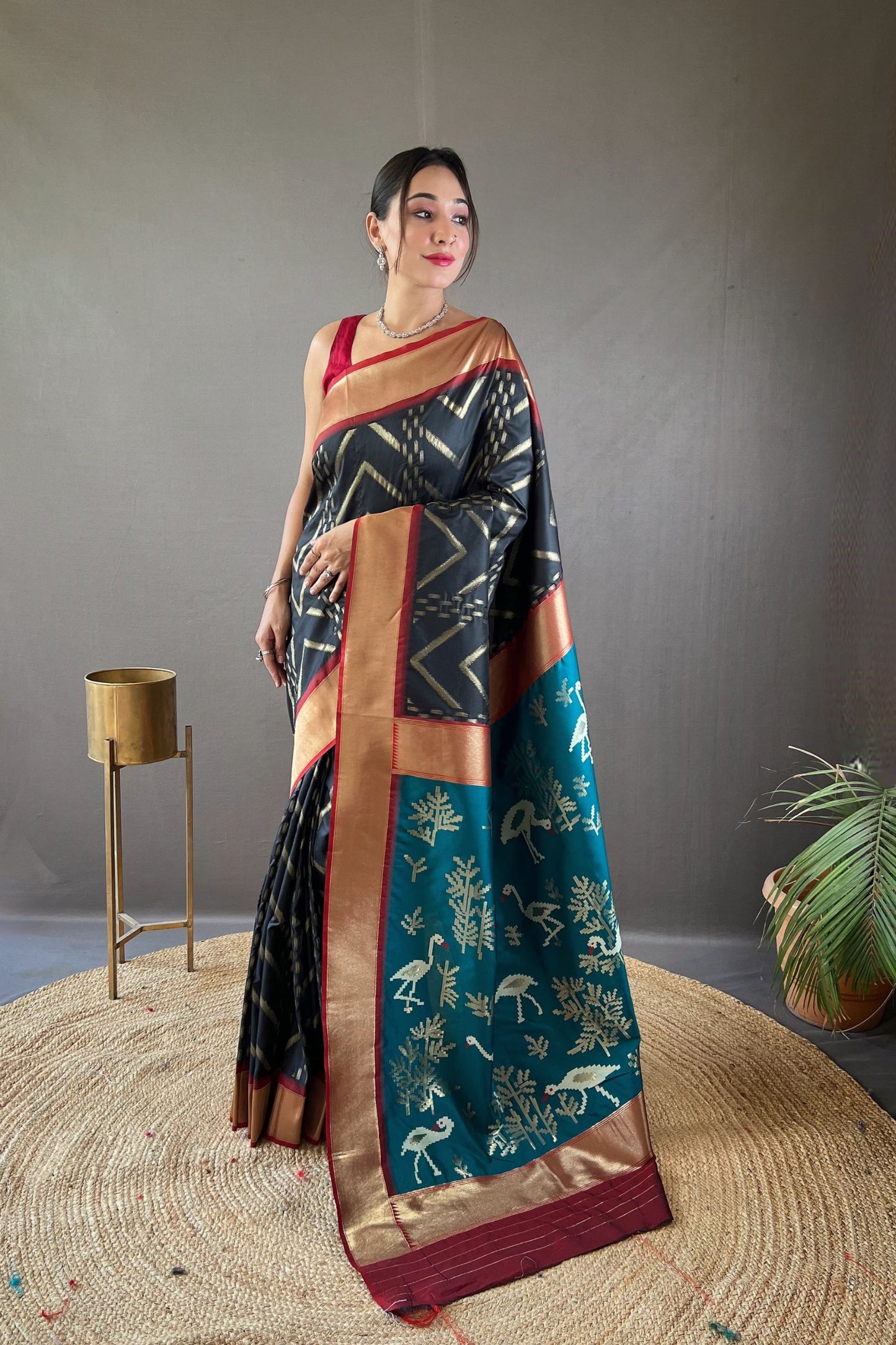 Steel Grey Zig Zag Zari Soft Silk Saree