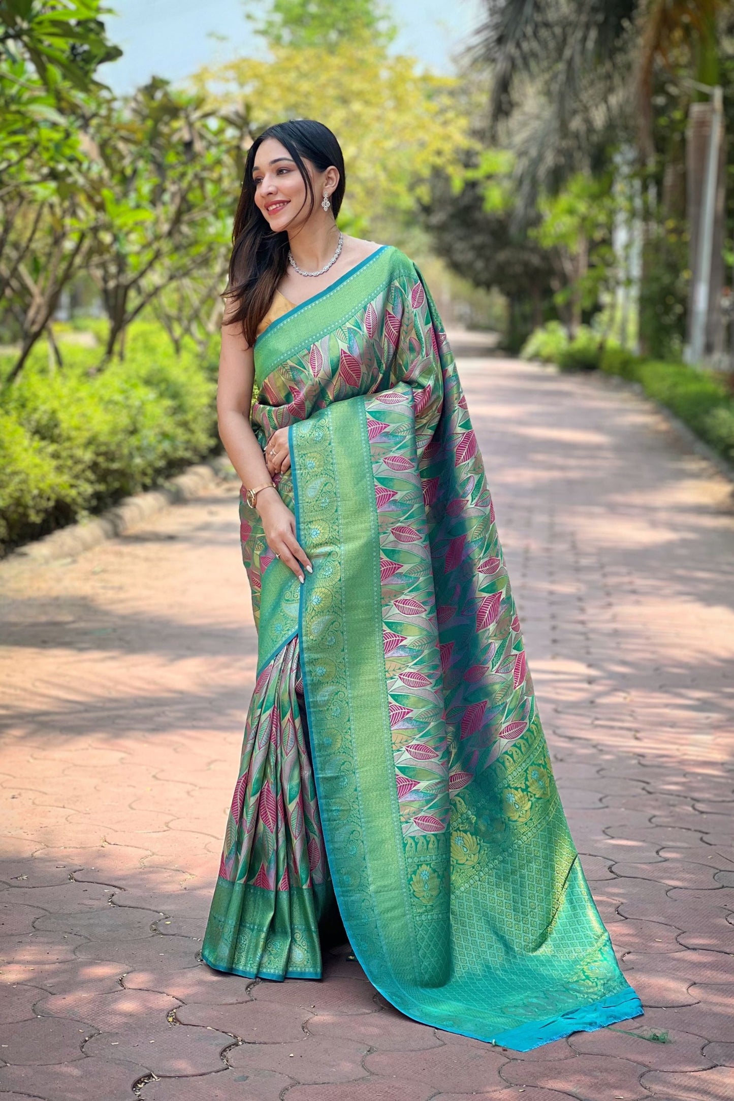 Sea Green Kanchipattu Silk Saree